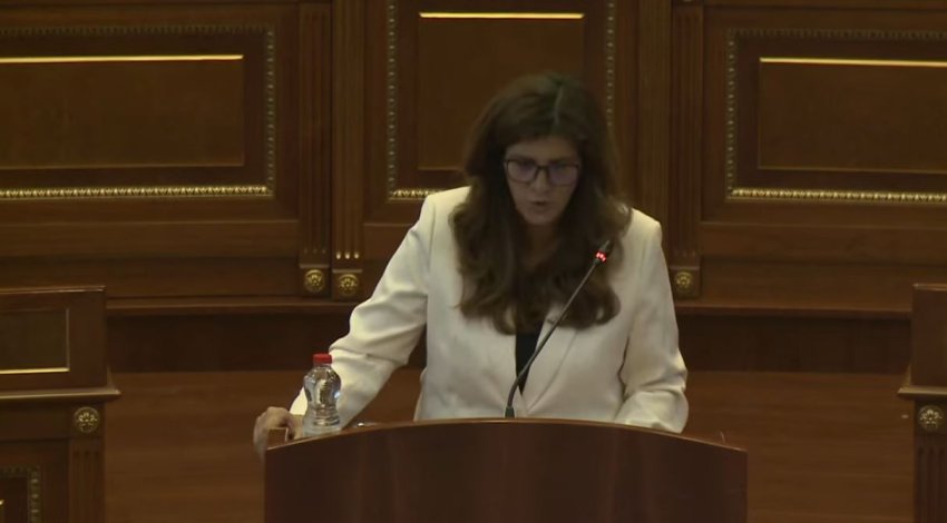 Kritika për shpejtësinë dhe mungesën e respektit në procedurat e Kuvendit të Kosovës