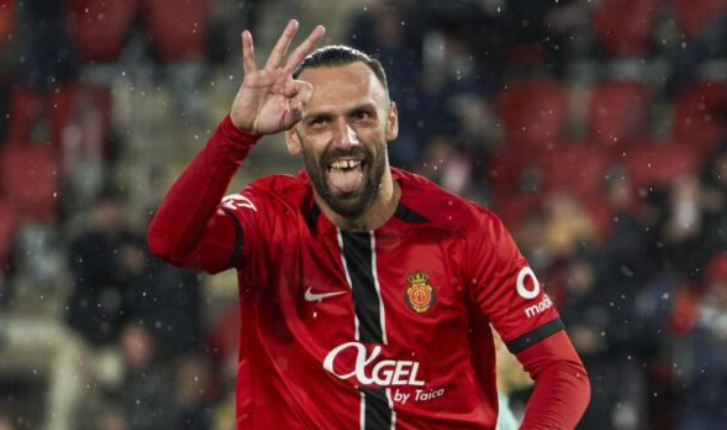 Barcelona synon Vedat Muriqin si opsion ekonomik për sulmin