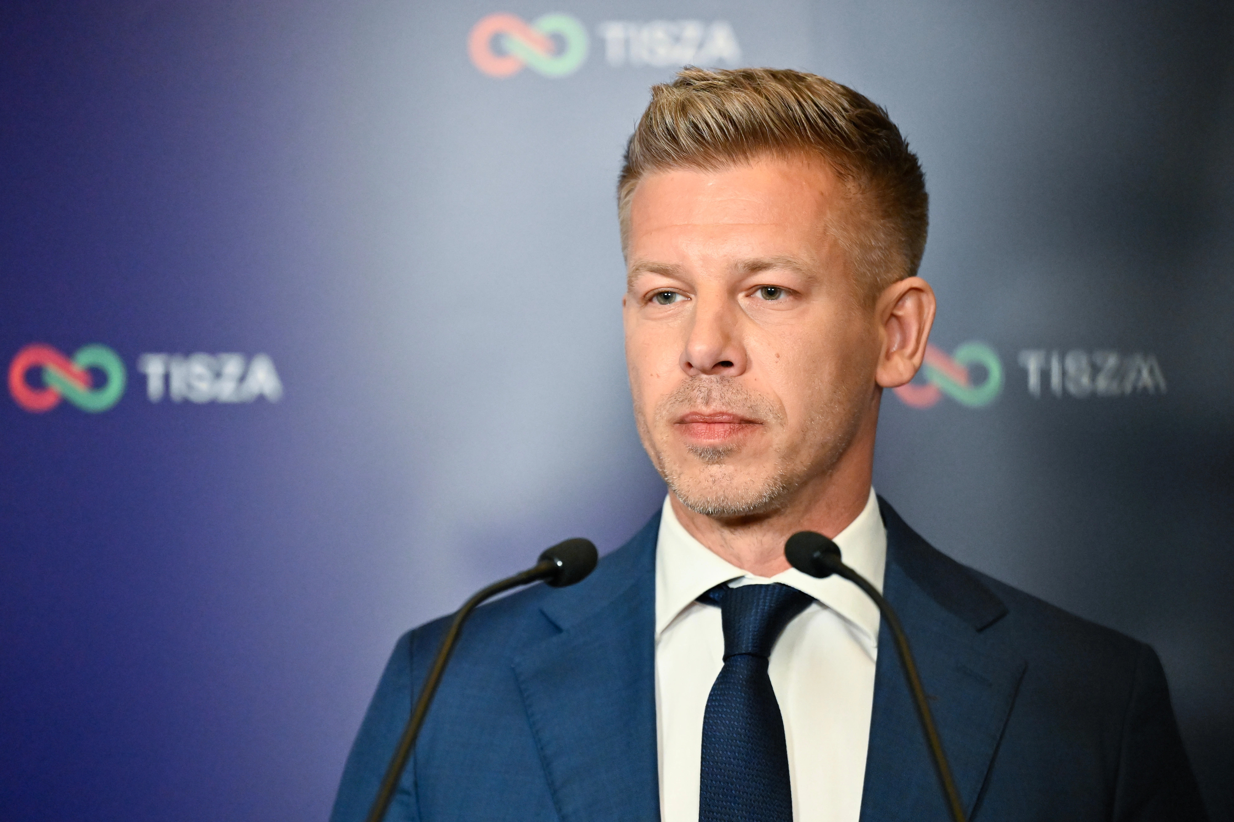 Kryeministri i ri hungarez nis bisedimet me BE-në për fondet e ngrira