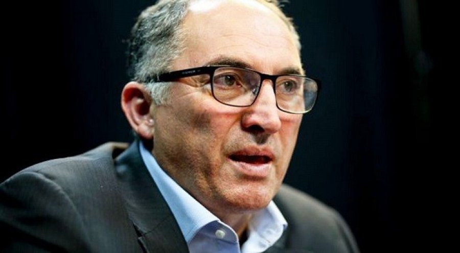 Humbja e madhe e kryetarit të Prizrenit, Shaqir Totaj, pas ndarjes nga jeta të nënës së tij