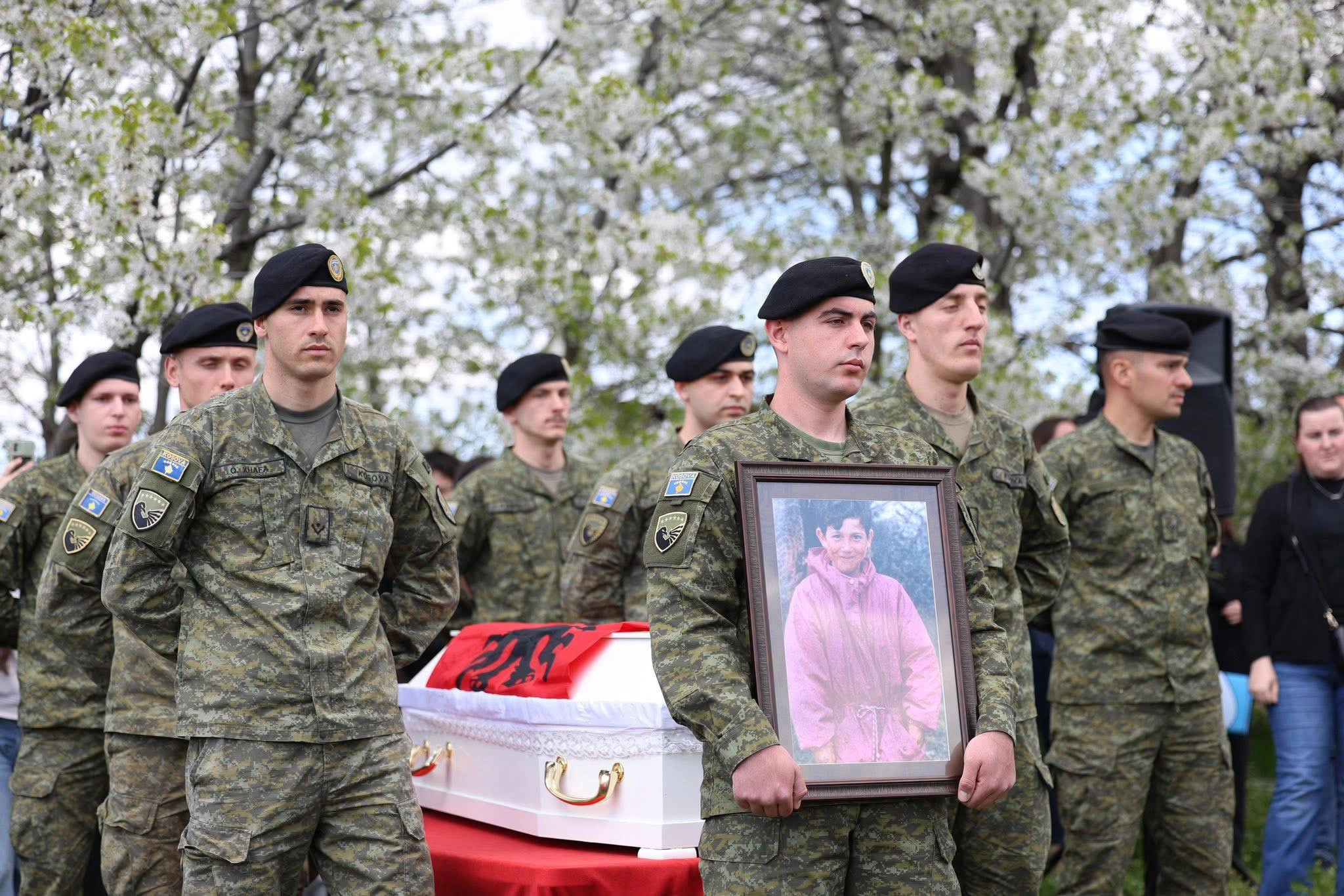 Rivarrimi i Sinan Dautit, fëmija i zhdukur për 27 vite në luftën e Kosovës