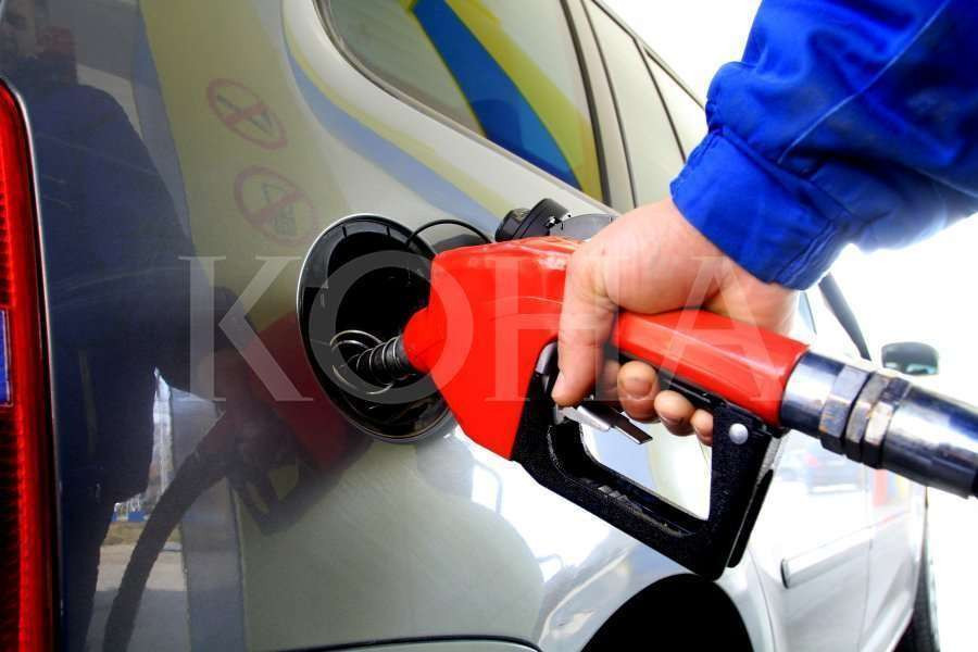Nafta në Kosovë u ul për dy centë, duke shkuar në 1.72 euro për litër për datat 19 dhe 20 prill 2026.