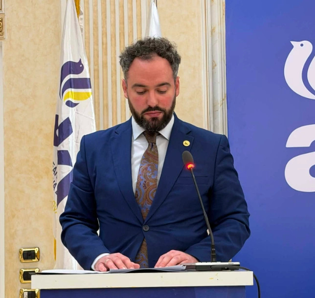 Emir Abrashi zgjidhet kryetar i AKR-së dhe nis fazën e re të reformimit.