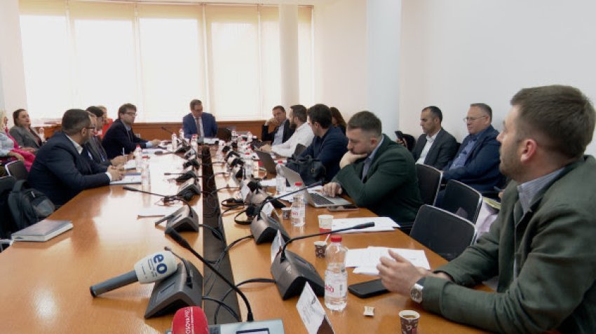 Komisioni parlamentar dërgon Ligjin për Lojërat Mesdhetare për votim final.