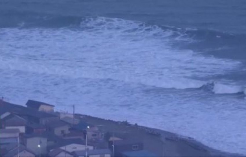 Tërmeti i fuqishëm në Japoni shkakton alarm për cunami