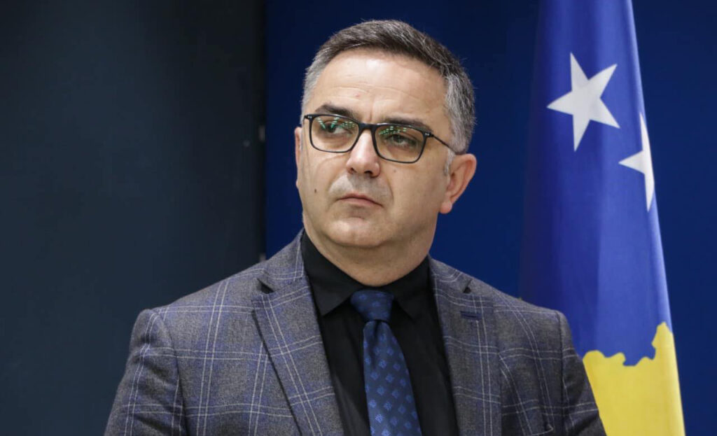 Polemika rreth emërimit të komisionit të ri për provimin e jurisprudencës në Kosovë