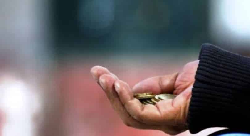 Rënie e lehtë e familjeve që përfitojnë ndihmë sociale në Kosovë