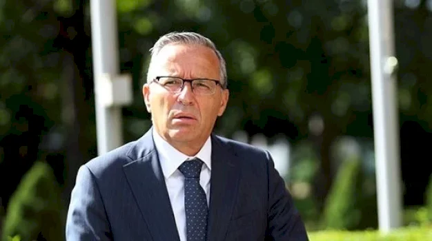 Ndarja nga jeta e akademikut Rexhep Qosja trondit Kosovën dhe kombin shqiptar