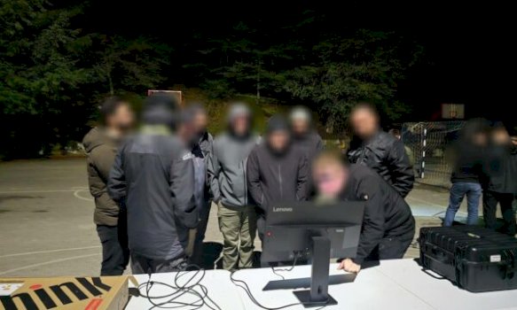 12 zyrtarë policorë të Njësisë për Dronë dhe Antidronë në Kosovë certifikohen pas përfundimit të trajnimit dyjavor.