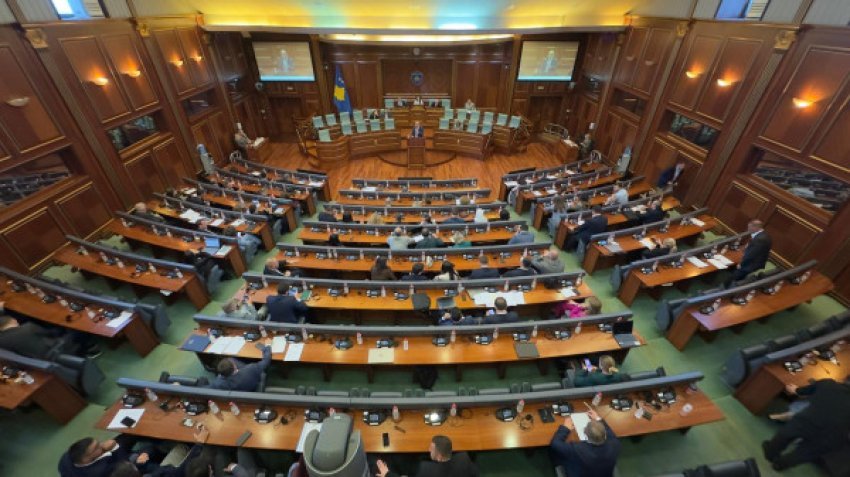 Nuk miratohet shmangia e afateve procedurale për buxhetin 2026 me 58 vota për dhe 48 kundër në Kuvendin e Kosovës.