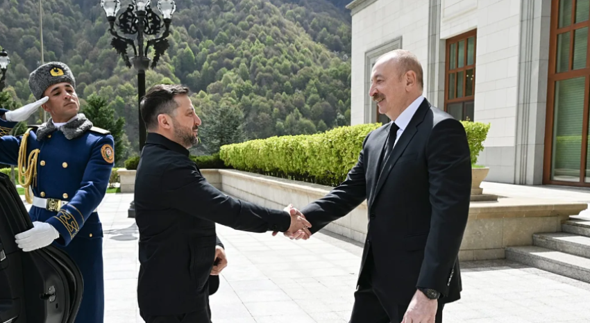 Zelensky pranon të takohet me Putinin në Azerbajxhan për të ndalur luftën.