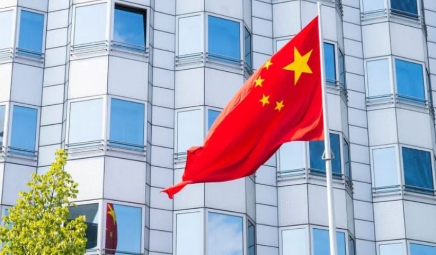 Kina kundërshton sanksionet e BE-së ndaj subjekteve kineze për furnizimin e Rusisë