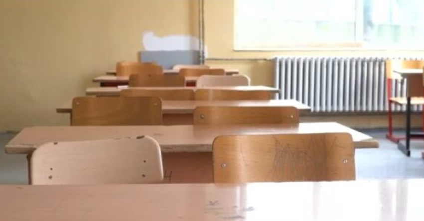 Deri në 20 mijë euro gjobë për institucionet dhe deri në 2 mijë euro për individët që ndihmojnë nxënësit të kopjojnë në maturën shtetërore në Kosovë.