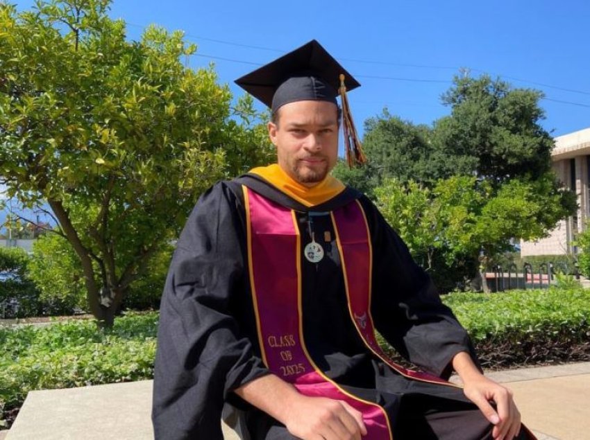 Cole Tomas Allen është arrestuar si autori i të shtënave në Darkën e Shoqatës së Korrespondentëve të Shtëpisë së Bardhë.