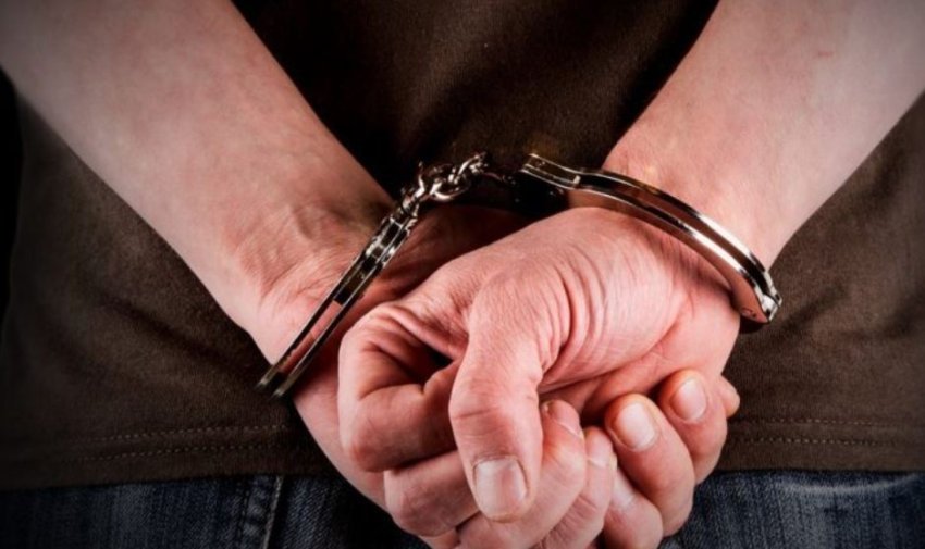 Arrestohet 32-vjeçari në Kavajë për armëmbajtje pa leje pas operacionit “Fast”