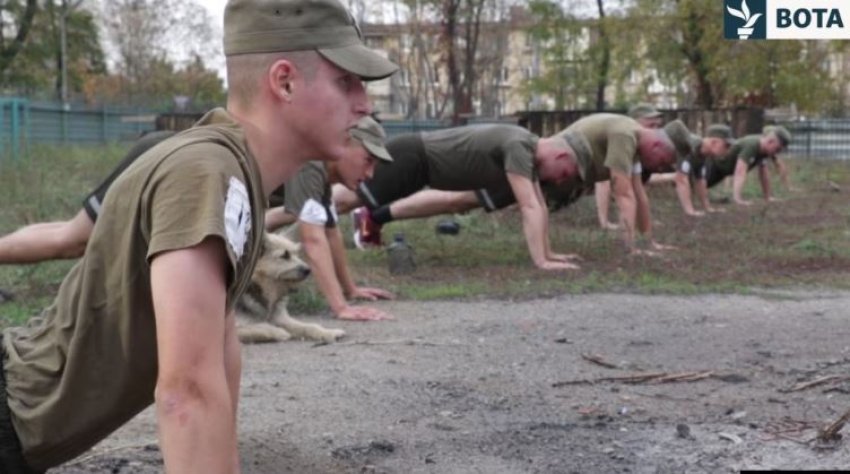 Mungesa e ushtarëve sfidon Ukrainën në vitin e pestë të luftës