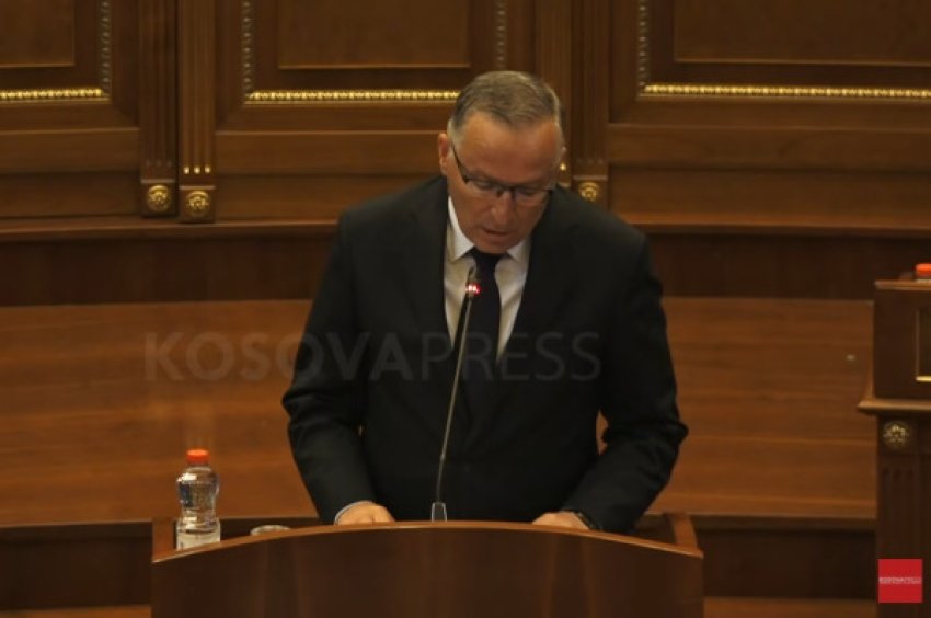 Bedri Hamza nderon Rexhep Qosjen: Zëri që sfidoi kohën dhe pushtetin