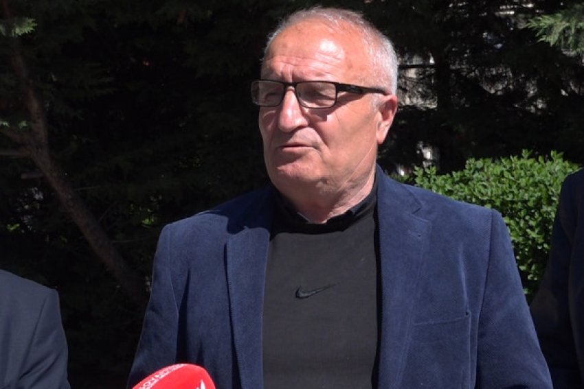 Dy libra të Latif Mehmetit zbulojnë krimet serbe në Kosovë