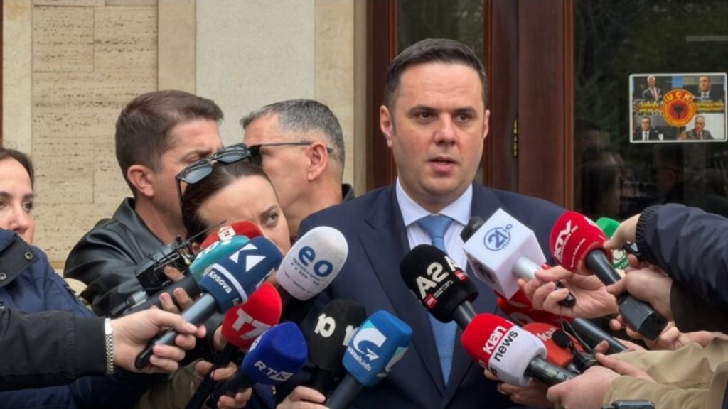 LDK refuzon të marrë pjesë në seancën për presidentin, Abdixhiku e quan "show propagandues"