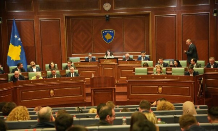 Seanca e jashtëzakonshme e Kuvendit për zgjedhjen e presidentit vazhdon sot në mëngjes