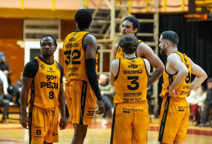 Gjobat dhe tensionet në serinë gjysmëfinale mes KB Pejës dhe Trepçës