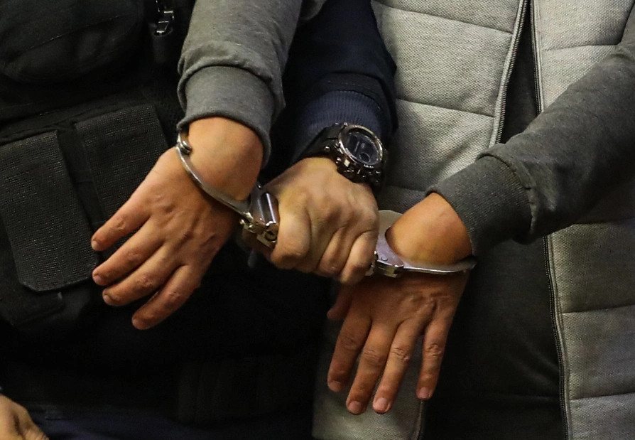 Arrestimi dhe lirimi i dy shtetasve pakistanezë për kalim ilegal të kufirit në Gjilan