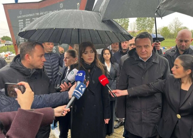 Homazhe dhe thirrje për drejtësi në 27-vjetorin e masakrës në Shtuticë