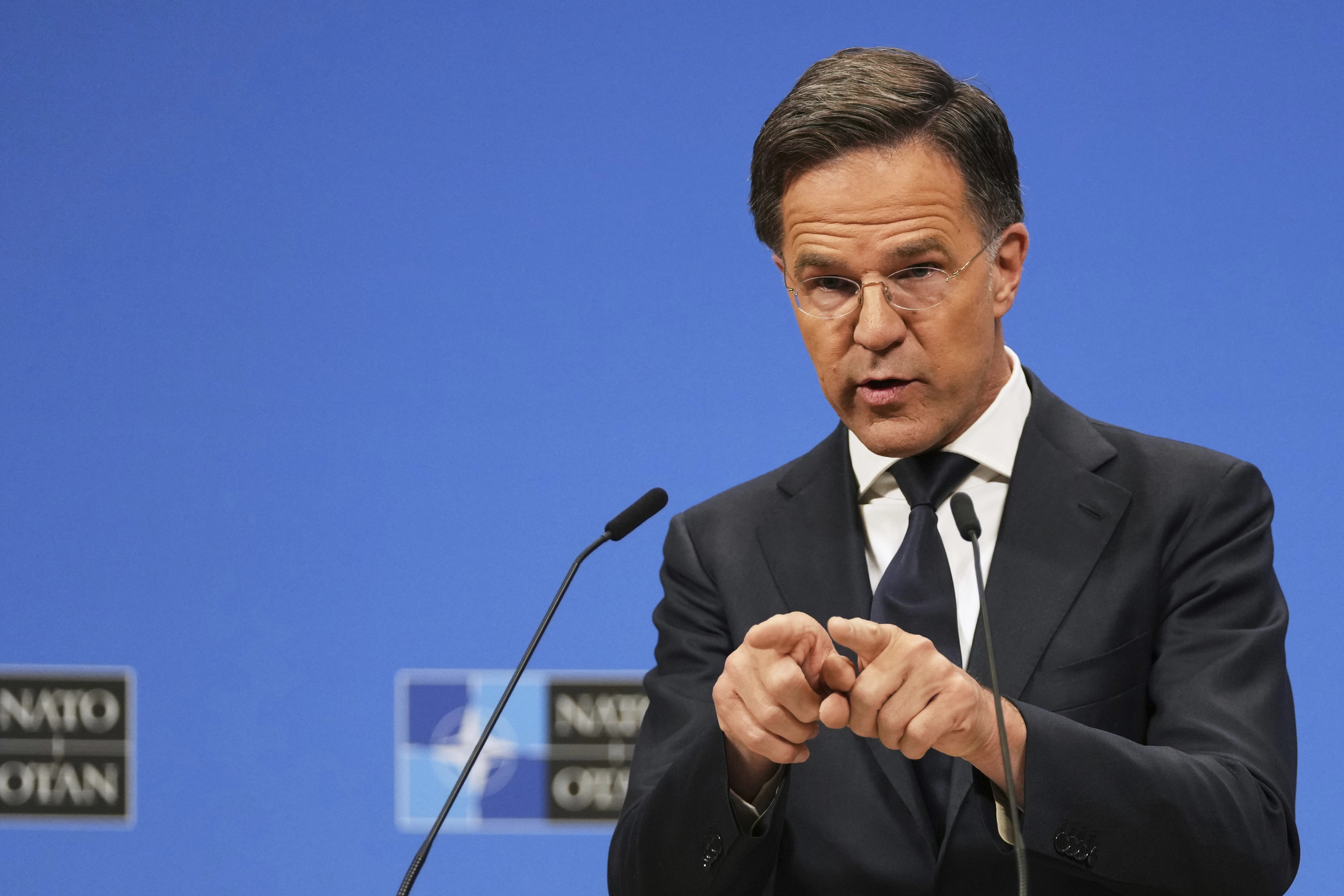Sekretari i përgjithshëm i NATO-s, Mark Rutte, konfirmoi zhgënjimin amerikan dhe reagimin e vendeve evropiane për zbatimin e marrëveshjeve të bazave ushtarake.