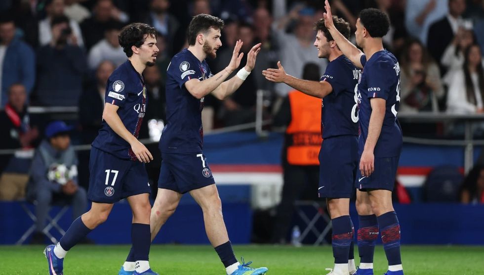 PSG synon të përforcojë sulmin me talentin e Man Cityt, Rayan Cherki