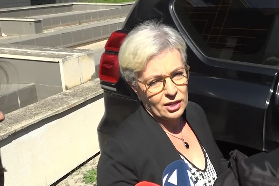 Heshtja e Donika Gërvallës për deklaratën e fortë ndaj Thaçit pas inaugurimit të Gjykatës Administrative