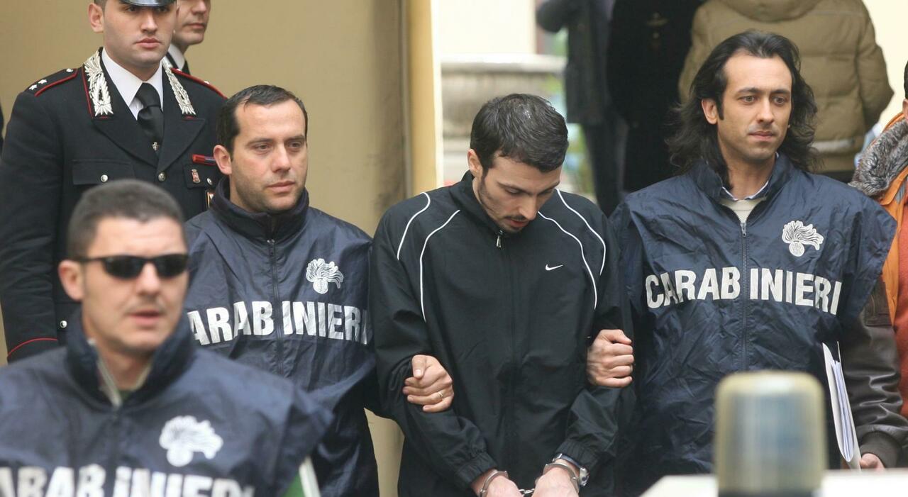 Banda e Di Lauro në Napoli goditet, lidhjet me organizatat kriminale shqiptare zbulojnë rrjetin e drogës
