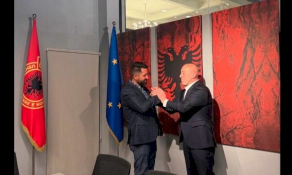 Veterani i UÇK-së, Agron Kajtazi i bashkohet AAK-së për zgjedhjet e 7 qershorit.