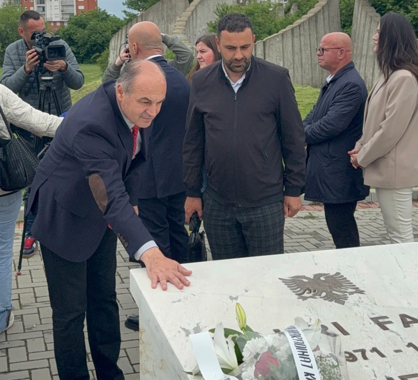 Haradinaj nderon Bahri Fazliun, simbol i sakrificës për liri