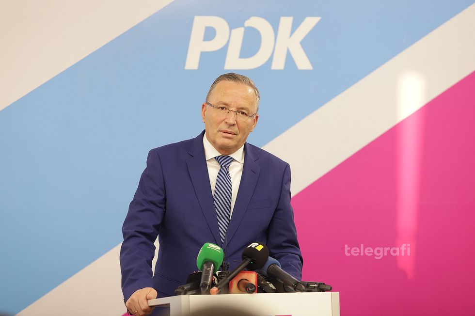 Bedri Hamza fton profesionistët dhe njerëzit e ndershëm të bashkohen me PDK-në