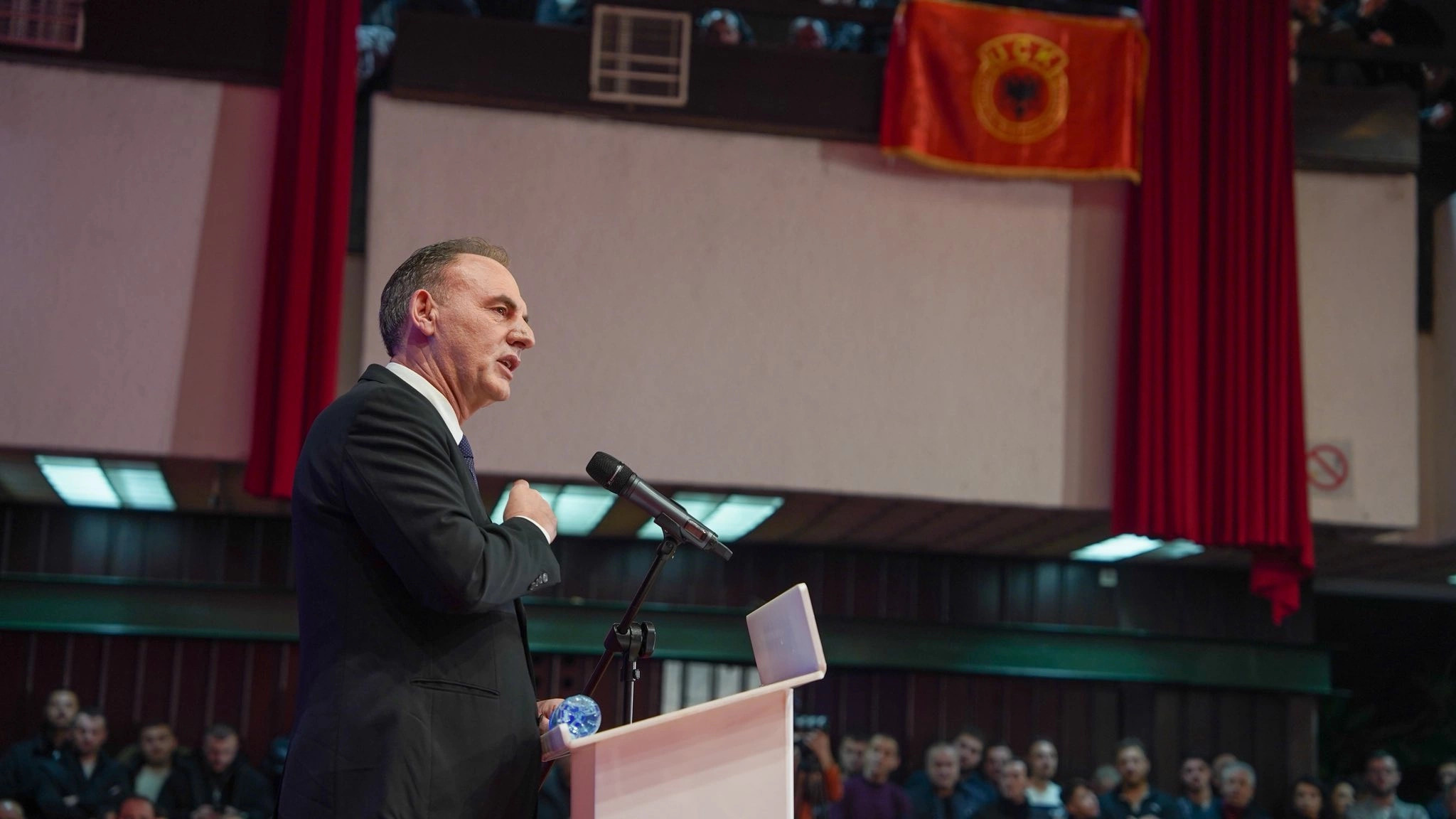 Limaj propozon bashkëpunim me PDK-në për zgjedhjet e qershorit