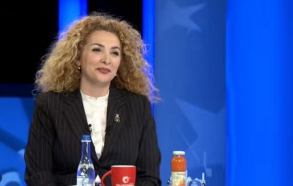 Albena Reshitaj: Bashkimi me Osmanin, vazhdimësi e bindjeve të mia politike