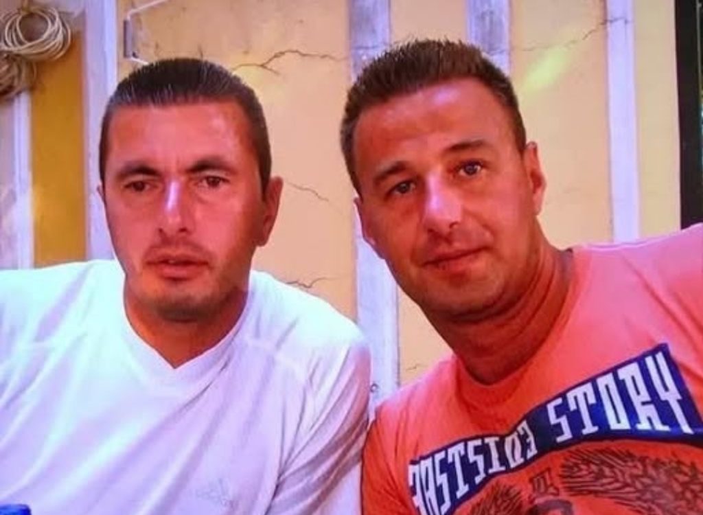 Dy vëllezër nga Peja ndërruan jetë brenda një dite, qyteti në zi