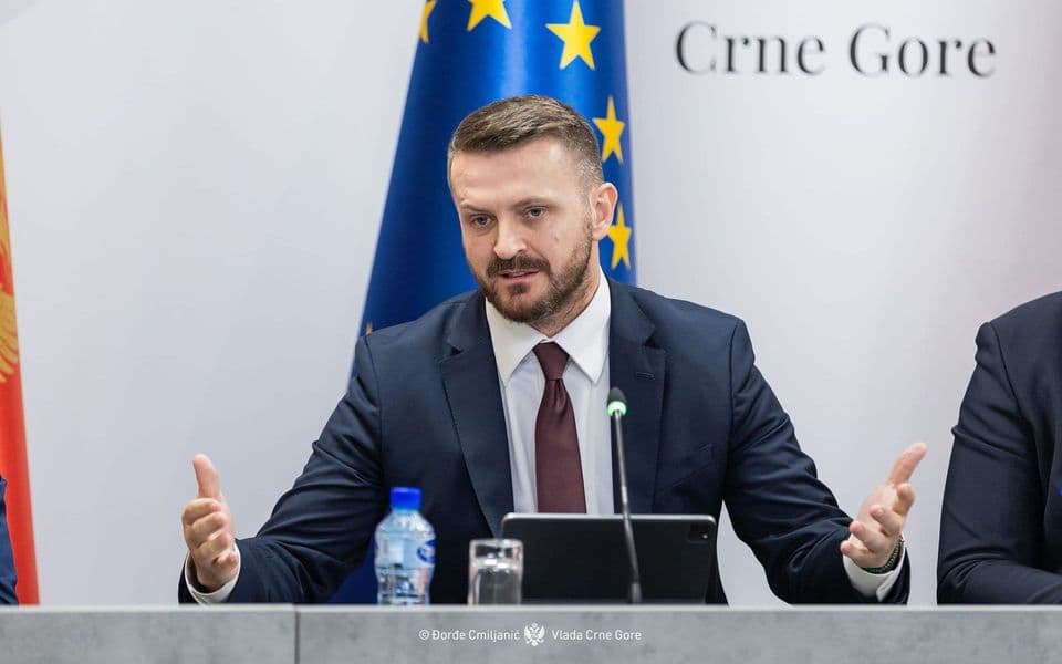 Kur komuna sfidon shtetin: Debati për njohjen e Kosovës në Mal të Zi