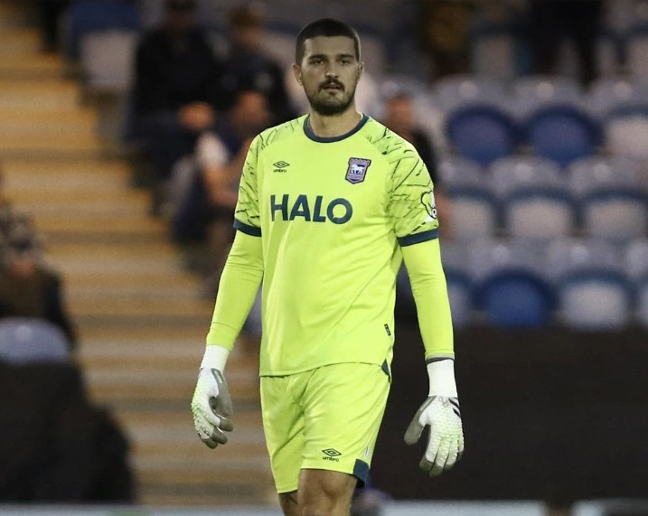 Arijanet Muric njoftoi se nuk do të qëndrojë te Sassuolo dhe nuk pritet të kthehet te Ipswich Town.
