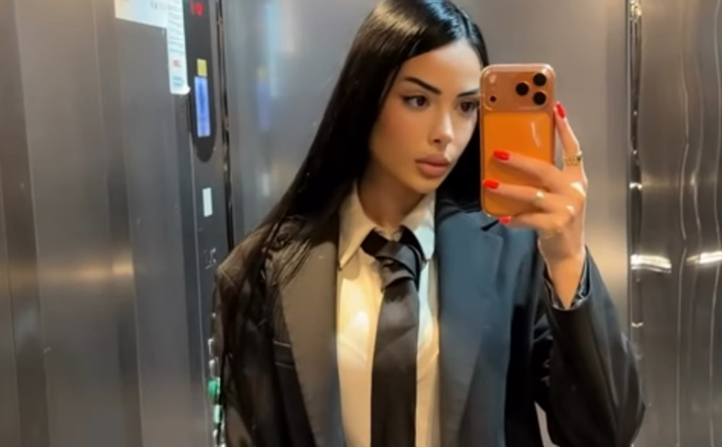 Kaderi sfidon normat me stilin e saj “boss” në rrjet