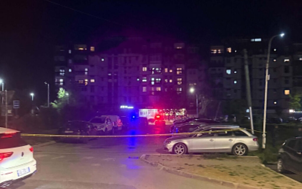 Harbin Vitija, i njohur si “Plaku”, është identifikuar si personi i plagosur rëndë në të shtënat në Bregun e Diellit në Prishtinë.