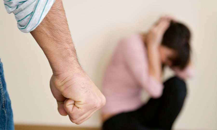 Rritje shqetësuese e rasteve të dhunës në familje në Kosovë