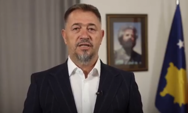 Sami Lushtaku ende nuk është lajmëruar në Polici dhe priten hetuesit nga Prishtina për intervistim.