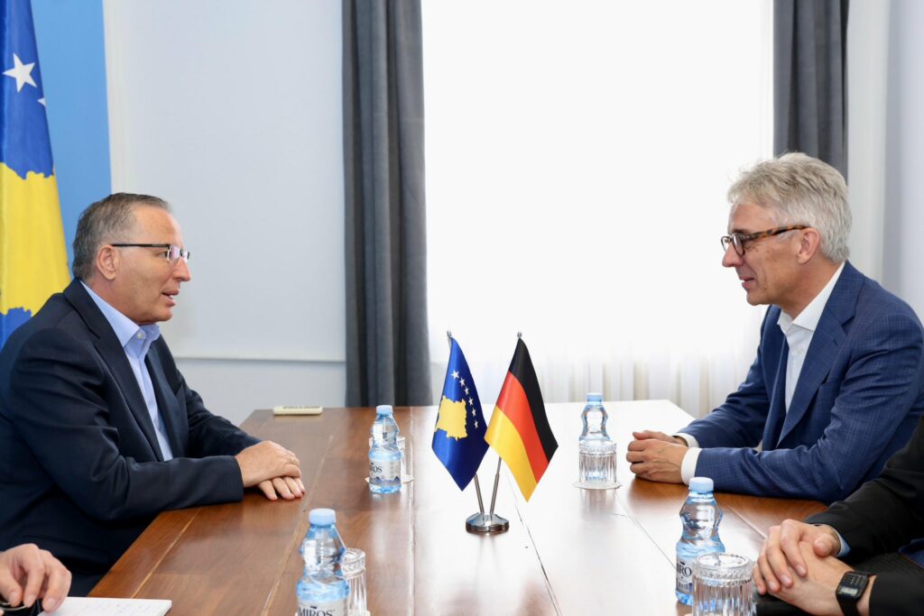 Bedri Hamza takoi ambasadorin e Gjermanisë, Rainer Rudolph, për të diskutuar për stabilitetin dhe zhvillimin në Kosovë.