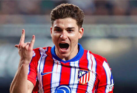 Barcelona synon Julián Álvarez me formulë të re për transferimin e tij