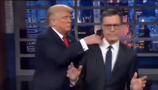 Trump ironizon mbylljen e “The Late Show” me video AI ku ‘hedh në kosh’ Stephen Colbert