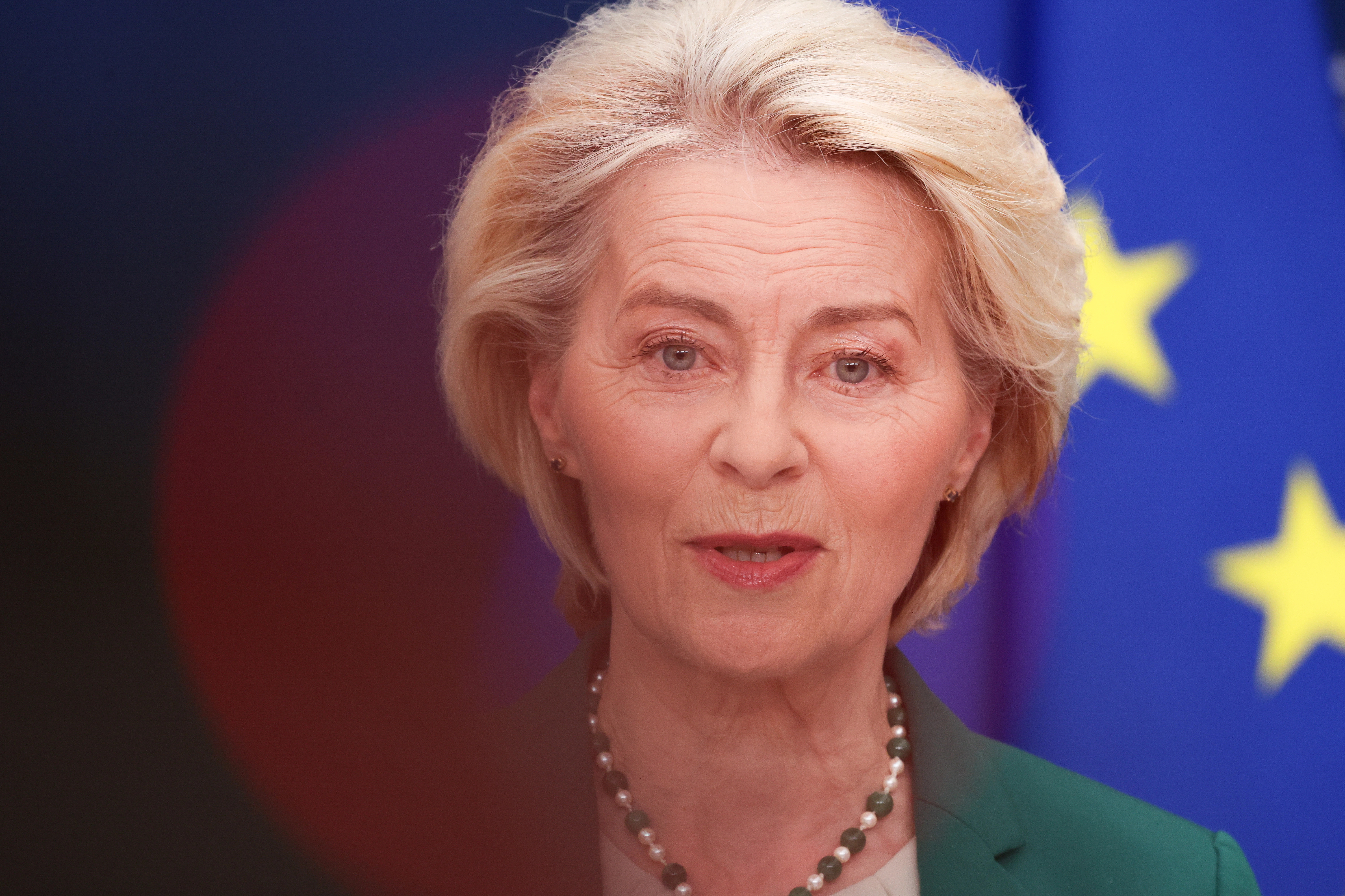 Von der Leyen kërkon kufizim të fuqisë bërthamore të Iranit dhe stabilitet në Gjirin