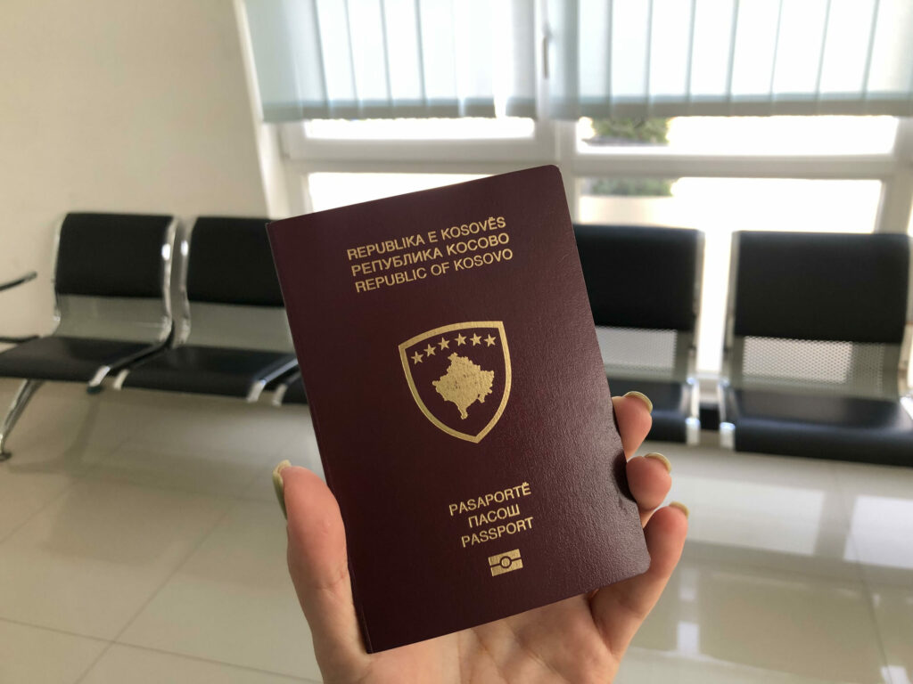 Përplasjet politike rreth Ligjit të ri për Shtetësinë në Kosovë