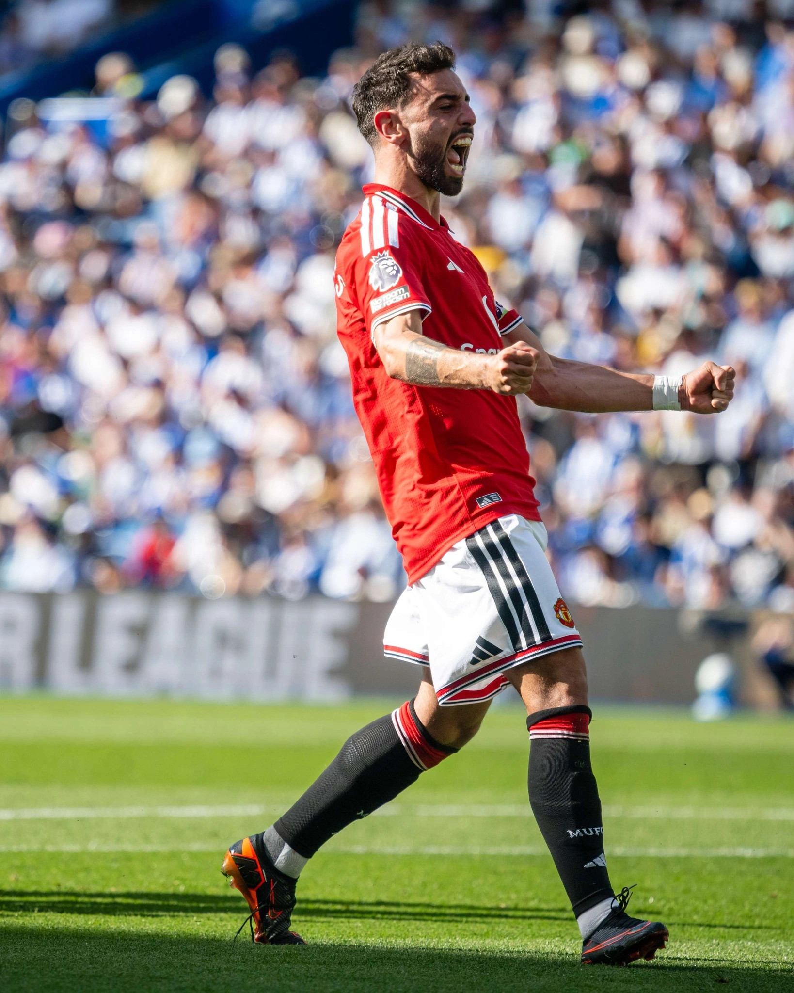 Bruno Fernandes u shpall lojtari më i mirë i edicionit në Premier League dhe shënoi gol në fitoren 3:0 të Manchester United ndaj Brighton.
