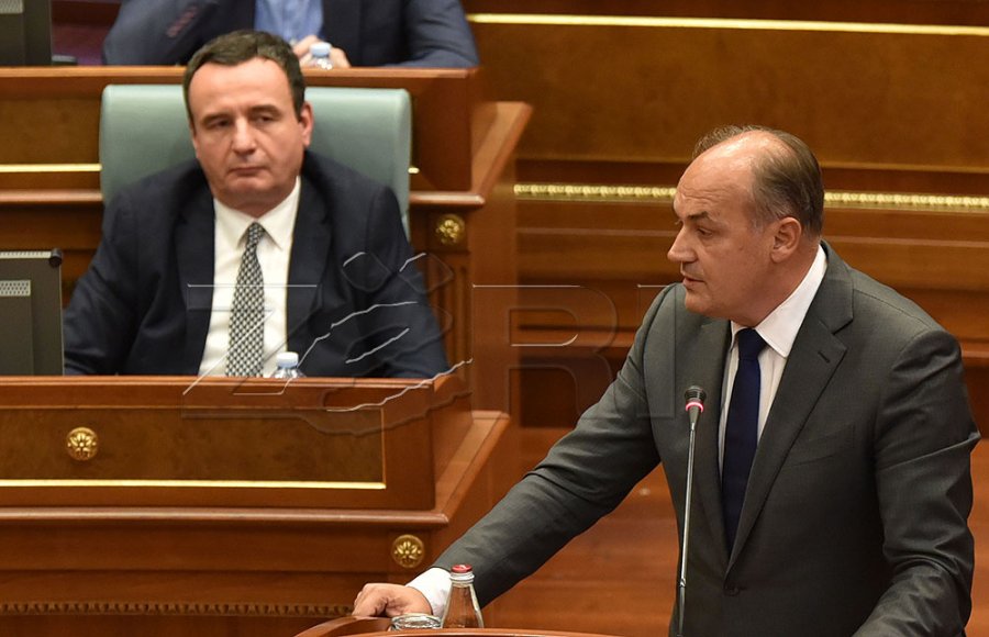 Akuzat e Hoxhajt ndaj Kurtit: Rrënohen themelet e shtetit të Kosovës